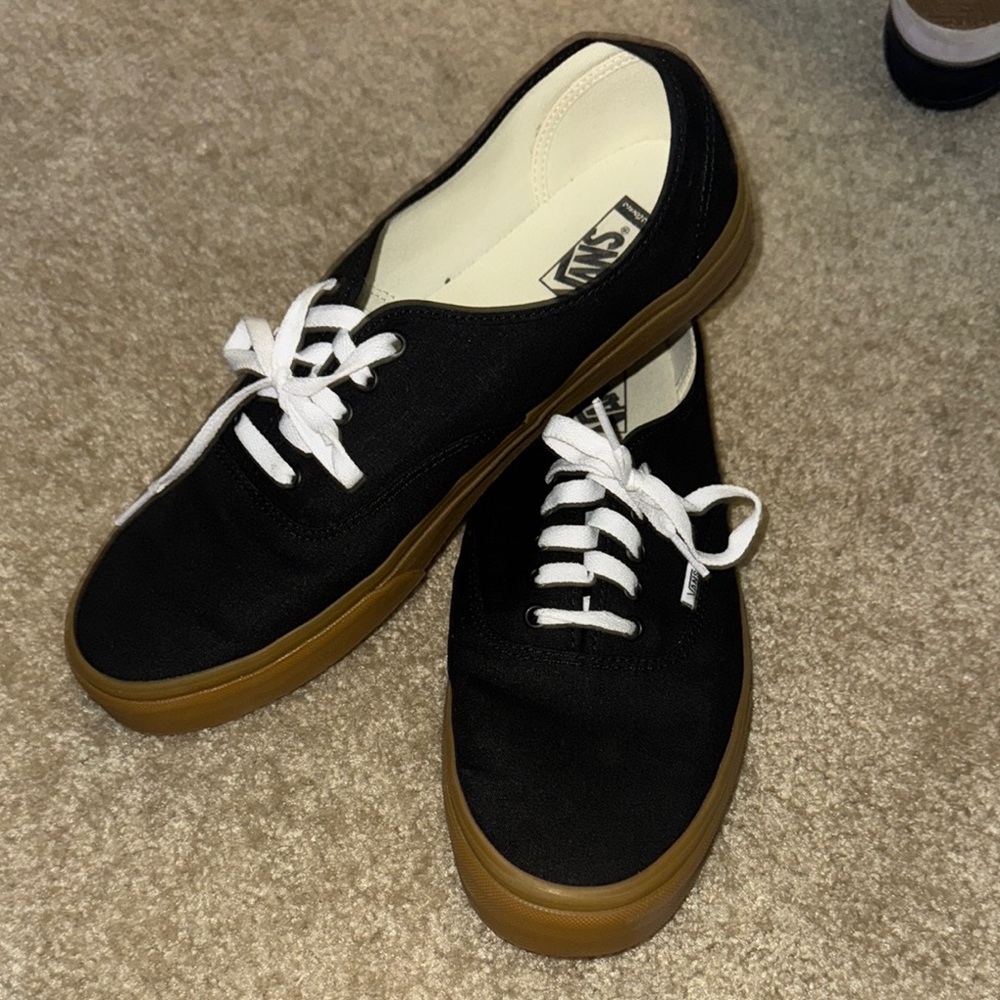 Vans Men's custom Black Canvas authentic with gum sole